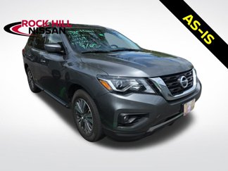 Used 2019 Nissan Pathfinder SL video 1