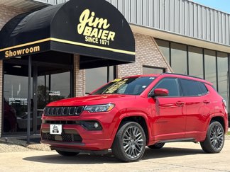 Used 2023 Jeep Compass Limited image 1
