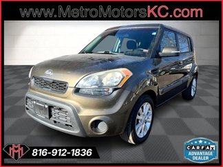 Used 2013 Kia Soul + image 1