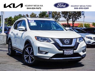 Used 2017 Nissan Rogue SL w/ SL Premium Package image 1