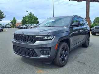 New 2025 Jeep Grand Cherokee Altitude image 1