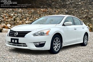 Used 2014 Nissan Altima 2.5 S image 1