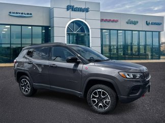 Used 2024 Jeep Compass Trailhawk image 1