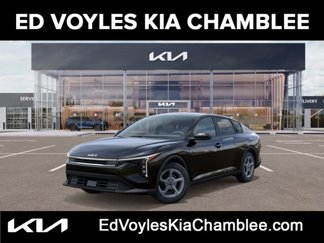 New 2025 Kia K4 LXS image 1
