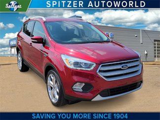 Used 2019 Ford Escape Titanium w/ U9j03 - Titanium Tow Package image 1