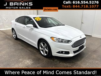 Used 2016 Ford Fusion SE image 1