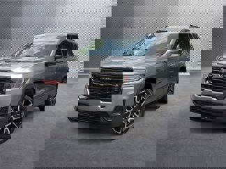 Used 2021 GMC Acadia SLE w/ Driver Convenience Package image 1