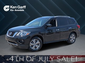 Used 2020 Nissan Pathfinder SV image 1