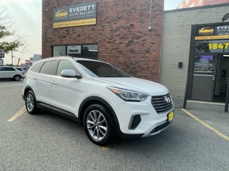 Used 2018 Hyundai Santa Fe SE image 1