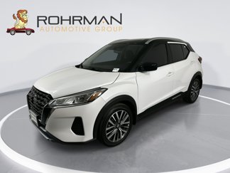 Used 2021 Nissan Kicks SV image 1