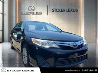 Used 2012 Toyota Camry L image 1