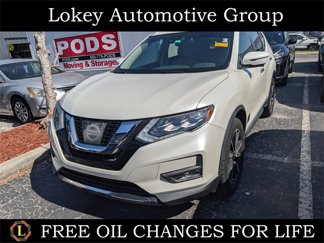 Used 2017 Nissan Rogue SL w/ SL Premium Package image 1