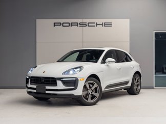 Certified 2023 Porsche Macan image 1