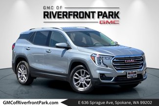 New 2024 GMC Terrain SLT image 1