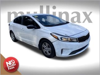 Used 2017 Kia Forte LX w/ LX Popular Package image 1