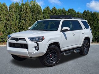 Used 2023 Toyota 4Runner SR5 Premium image 1