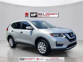 Used 2017 Nissan Rogue S image 1
