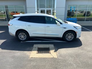 Used 2024 Buick Enclave Premium image 1