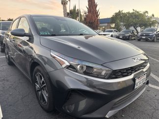 Used 2023 Kia Forte LXS image 1