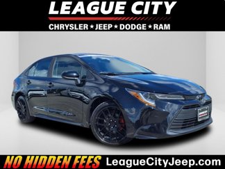 Used 2023 Toyota Corolla LE image 1