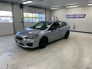 Used 2019 Subaru Impreza 2.0i image 1