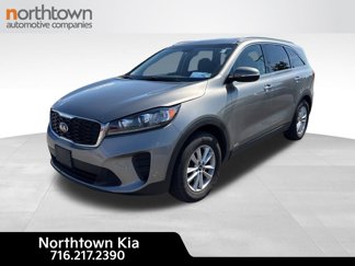 Certified 2019 Kia Sorento LX w/ LX Convenience Package image 1