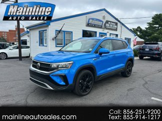 Used 2022 Volkswagen Taos SE image 1