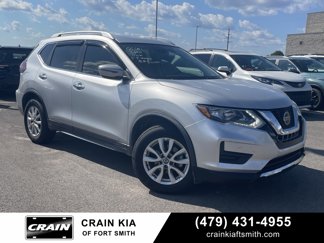 Used 2020 Nissan Rogue SV image 1