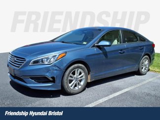 Used 2017 Hyundai Sonata SE image 1