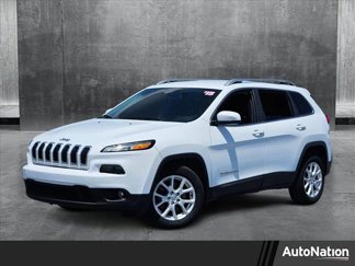 Used 2015 Jeep Cherokee Latitude image 1