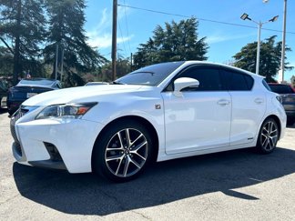 Used 2015 Lexus CT 200h image 1
