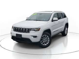 Used 2022 Jeep Grand Cherokee Laredo E image 1