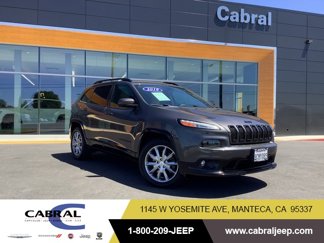 Used 2018 Jeep Cherokee Latitude image 1