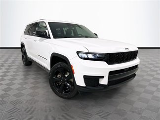 Certified 2022 Jeep Grand Cherokee L Laredo image 1