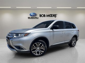 Used 2018 Mitsubishi Outlander ES image 1