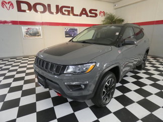 Used 2020 Jeep Compass Trailhawk w/ Cold Weather Group image 1