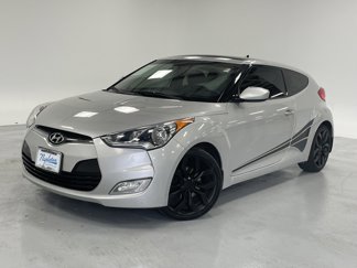 Used 2013 Hyundai Veloster w/ Style Pkg image 1