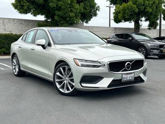 Used 2019 Volvo S60 T5 Momentum w/ Multimedia Package image 1