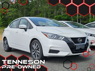 Used 2020 Nissan Versa SV image 1