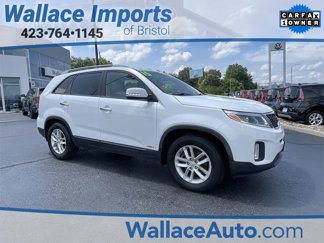 Used 2015 Kia Sorento LX image 1