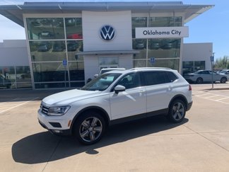 Used 2020 Volkswagen Tiguan SEL image 1