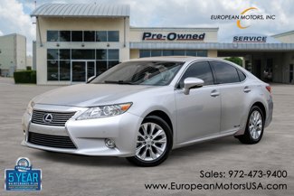 Used 2015 Lexus ES 300h image 1
