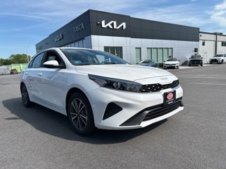 Used 2022 Kia Forte LXS w/ LXS Technology Package image 1