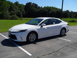 New 2025 Toyota Camry LE image 1