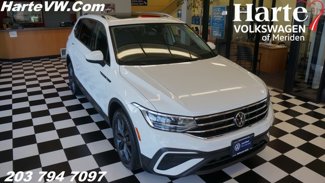 Certified 2022 Volkswagen Tiguan SE w/ Panoramic Sunroof Package image 1