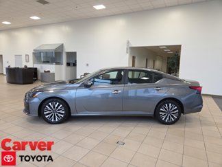 Used 2023 Nissan Altima 2.5 SV image 1