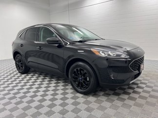 Used 2022 Ford Escape SE w/ Cold Weather Package image 1