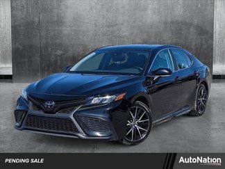 Used 2023 Toyota Camry SE image 1