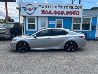 Used 2019 Toyota Camry XSE image 1