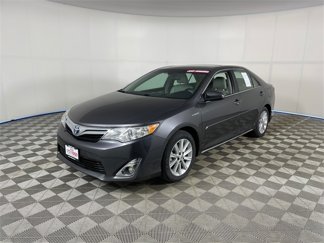 Used 2014 Toyota Camry LE image 1